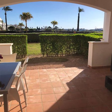 Villa Life . Precioso Bajo Frente Piscina Sucina Bagian luar foto
