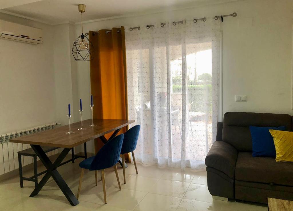 Villa Life . Precioso Bajo Frente Piscina Sucina Bagian luar foto