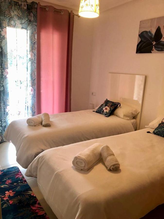 Villa Life . Precioso Bajo Frente Piscina Sucina Bagian luar foto
