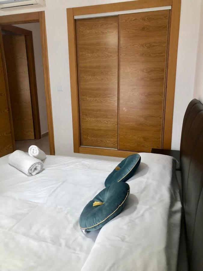 Villa Life . Precioso Bajo Frente Piscina Sucina Bagian luar foto